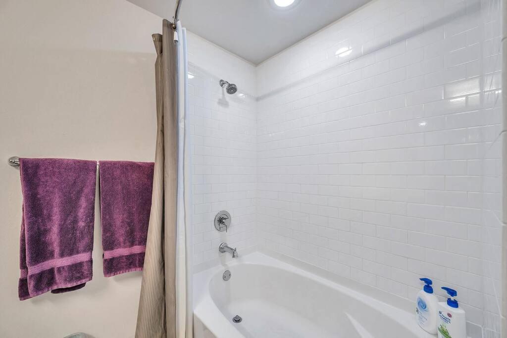 Luxury Apt 3 Mins To Dt Tampa -Pool-Gym-Balcony Экстерьер фото