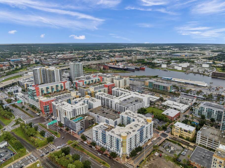 Luxury Apt 3 Mins To Dt Tampa -Pool-Gym-Balcony Экстерьер фото